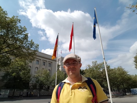 Eski Sovyet, günümüzde Rus B.Elçiliği