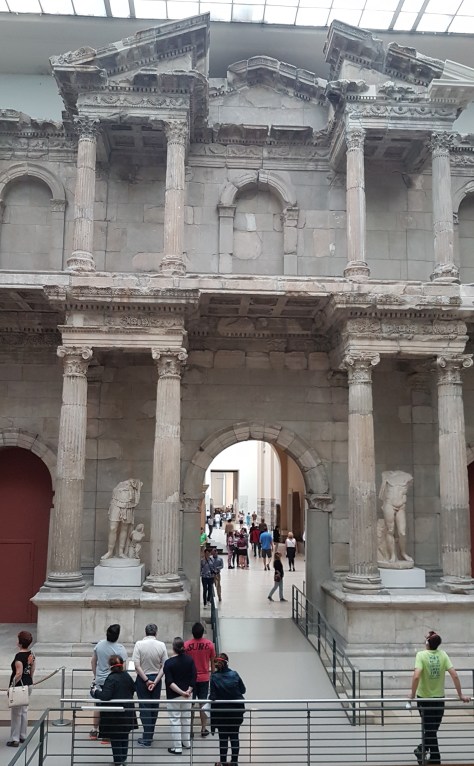 milet agora kapısı